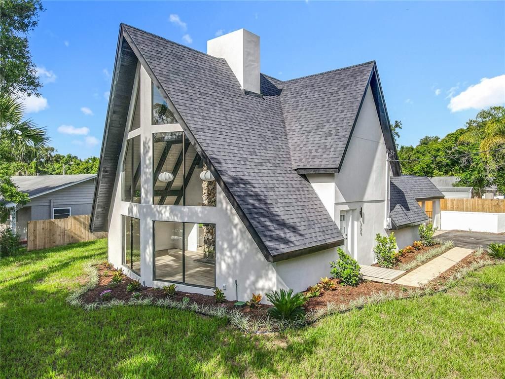 128 S MONTGOMERY AVENUE, Deland, FL 32720