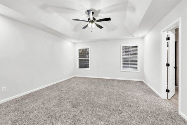 305 Wesson Dr, Clarksville, TN 37043