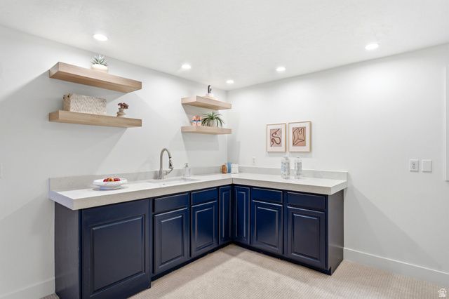 8917 S SUNRIDGE DR, Sandy, UT 84093