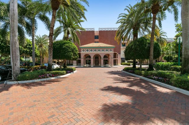 120 SE 5th Avenue Apt 128, Boca Raton, FL 33432