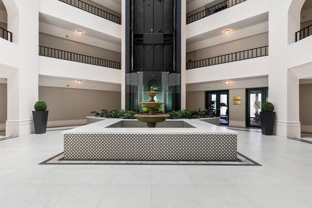 120 SE 5th Avenue Apt 128, Boca Raton, FL 33432