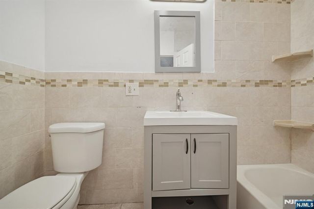 130 Wilkinson Avenue 1, Jersey City, NJ 07305