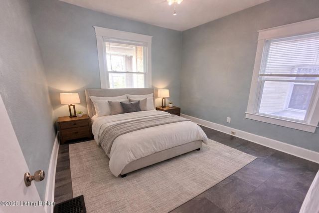 4218 Winnrose Way, Louisville, KY 40211