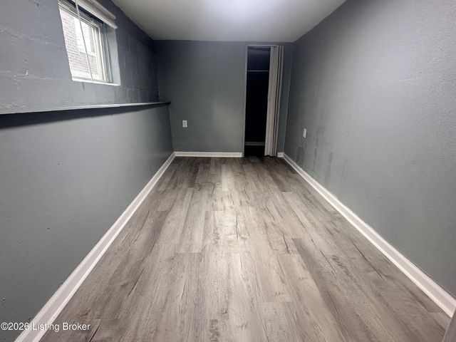 4218 Winnrose Way, Louisville, KY 40211