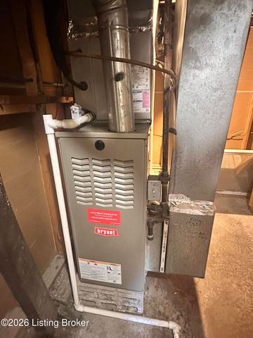 4218 Winnrose Way, Louisville, KY 40211