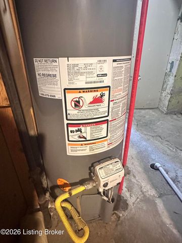 4218 Winnrose Way, Louisville, KY 40211