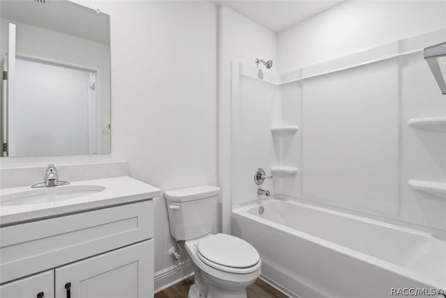 9160 N Athens Drive, Dunnellon, FL 34433