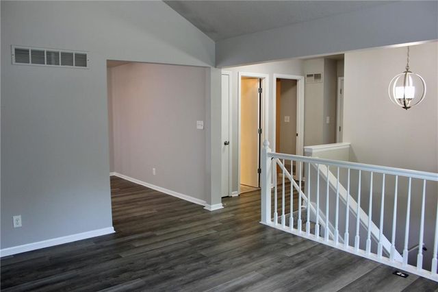 418 N Prairie Street, Liberty, MO 64068