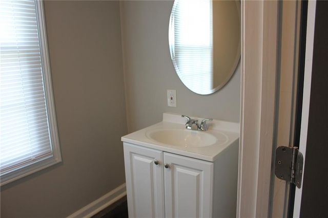 418 N Prairie Street, Liberty, MO 64068