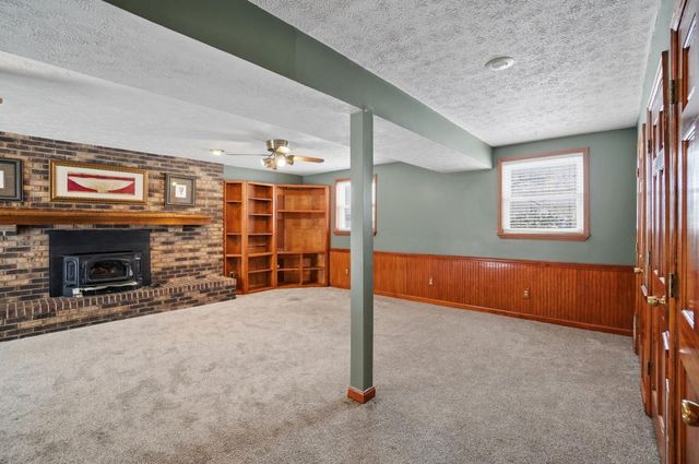 728 Meadow View Drive, Villa Hills, KY 41017