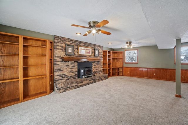 728 Meadow View Drive, Villa Hills, KY 41017