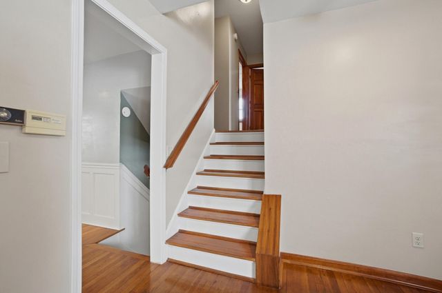 728 Meadow View Drive, Villa Hills, KY 41017