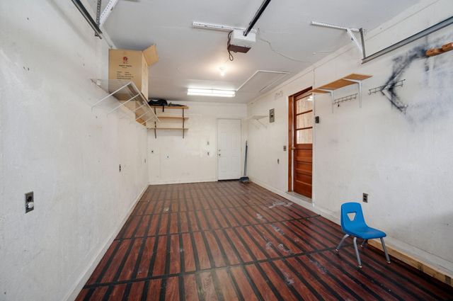 728 Meadow View Drive, Villa Hills, KY 41017