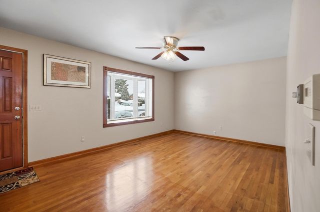 728 Meadow View Drive, Villa Hills, KY 41017