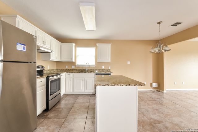 5503 Hidden Canyon, San Antonio, TX 78252