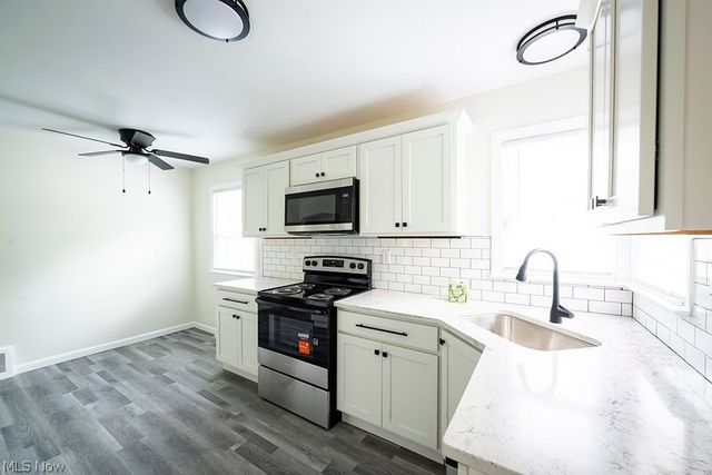 21101 Crystal Avenue, Euclid, OH 44123