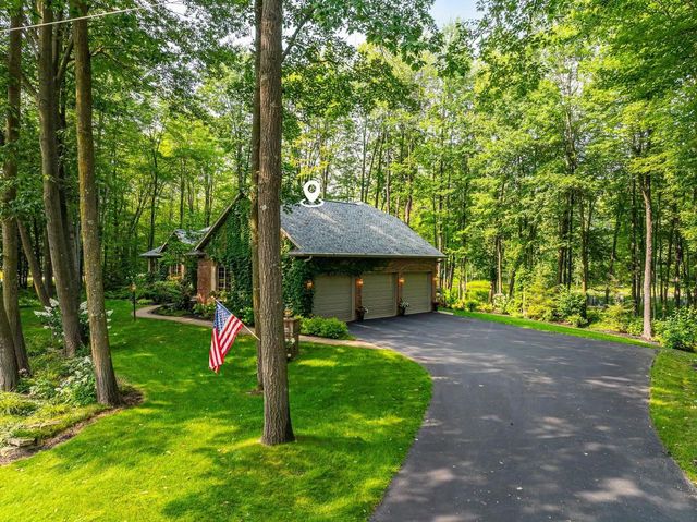 7068 LONE OAK LANE, Sobieski, WI 54171