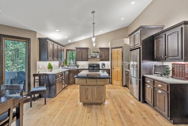 7068 LONE OAK LANE, Sobieski, WI 54171