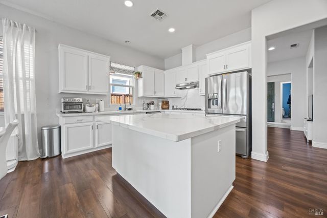 5161 Freitas Way, Fairfield, CA 94533