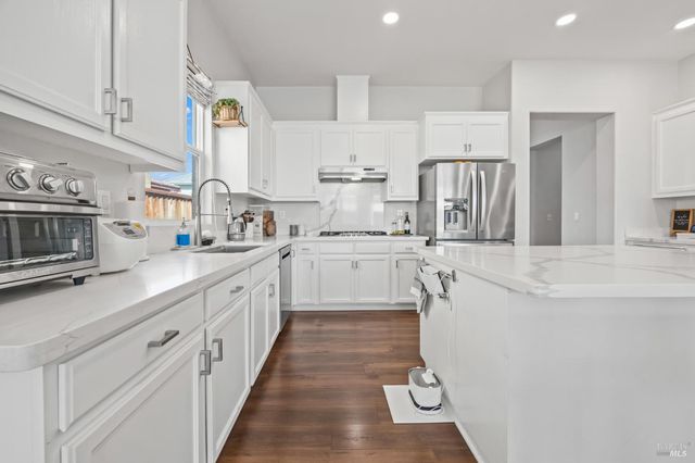 5161 Freitas Way, Fairfield, CA 94533