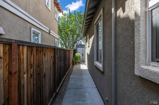 5161 Freitas Way, Fairfield, CA 94533