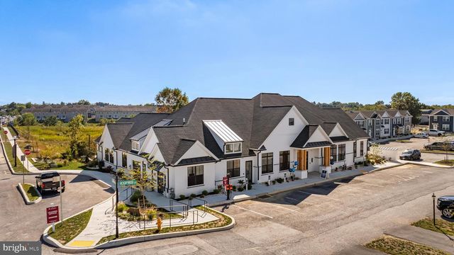 2916 HICKORYWOOD LANE, Harrisburg, PA 17110