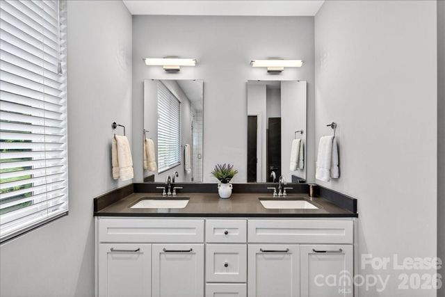 241 Domain Way 15, Charlotte, NC 28203