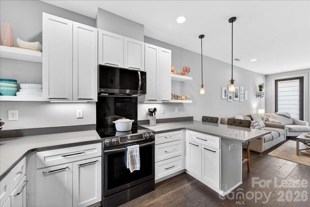 241 Domain Way 15, Charlotte, NC 28203