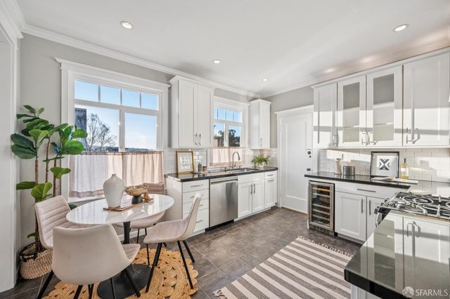 1267 Chestnut Street 3, San Francisco, CA 94118