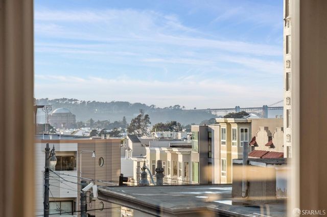 1267 Chestnut Street 3, San Francisco, CA 94118