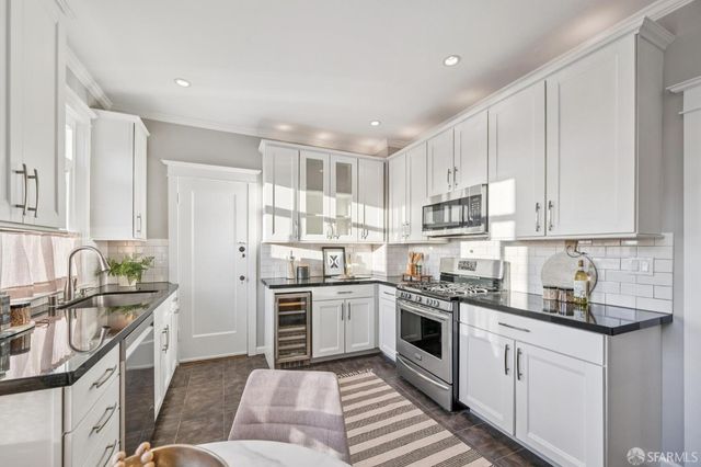 1267 Chestnut Street 3, San Francisco, CA 94118