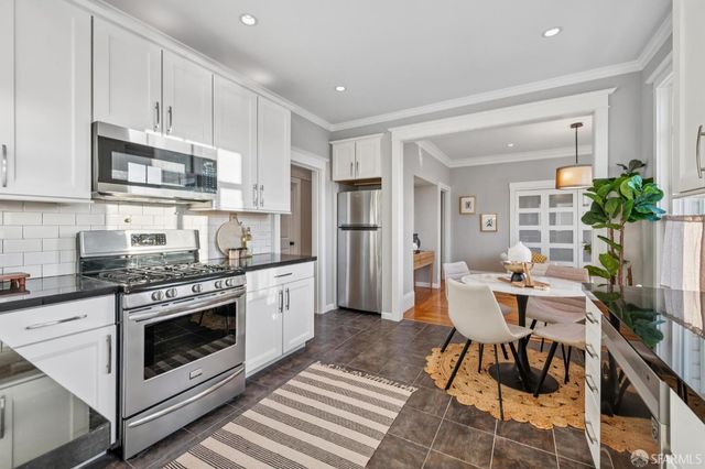 1267 Chestnut Street 3, San Francisco, CA 94118