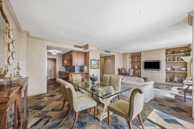 5100 San Felipe Street 152, Houston, TX 77056