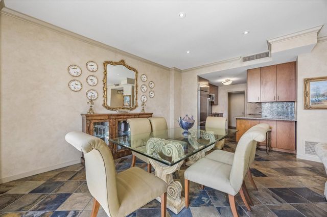 5100 San Felipe Street 152, Houston, TX 77056