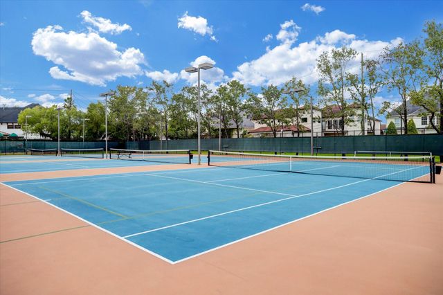 5100 San Felipe Street 152, Houston, TX 77056