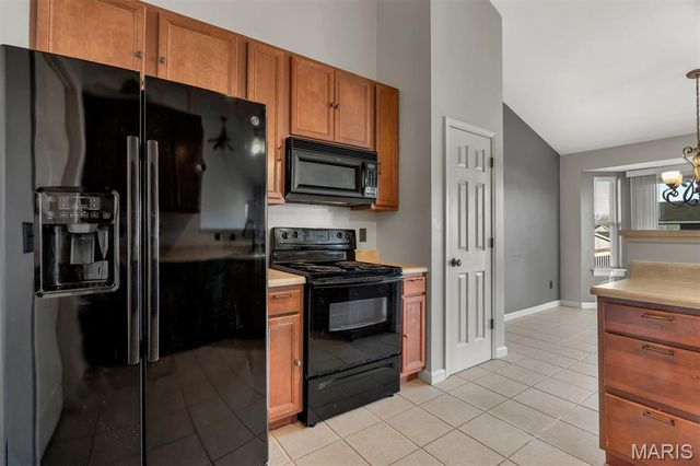 1632 Westlake Circle, Pacific, MO 63069