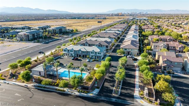 20 Barbara Lane 55, Las Vegas, NV 89183