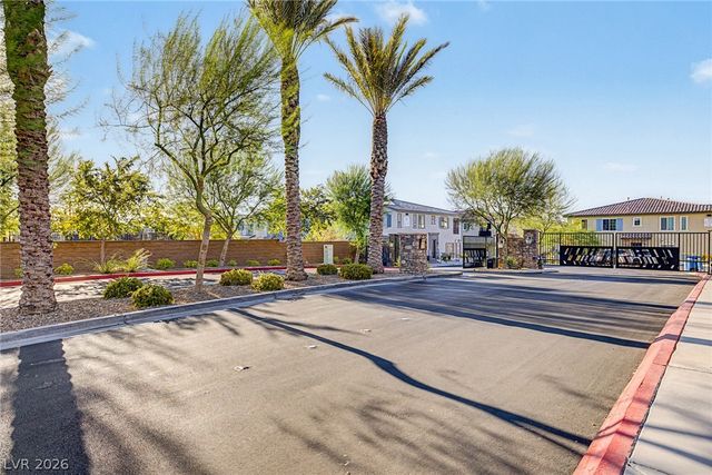 20 Barbara Lane 55, Las Vegas, NV 89183