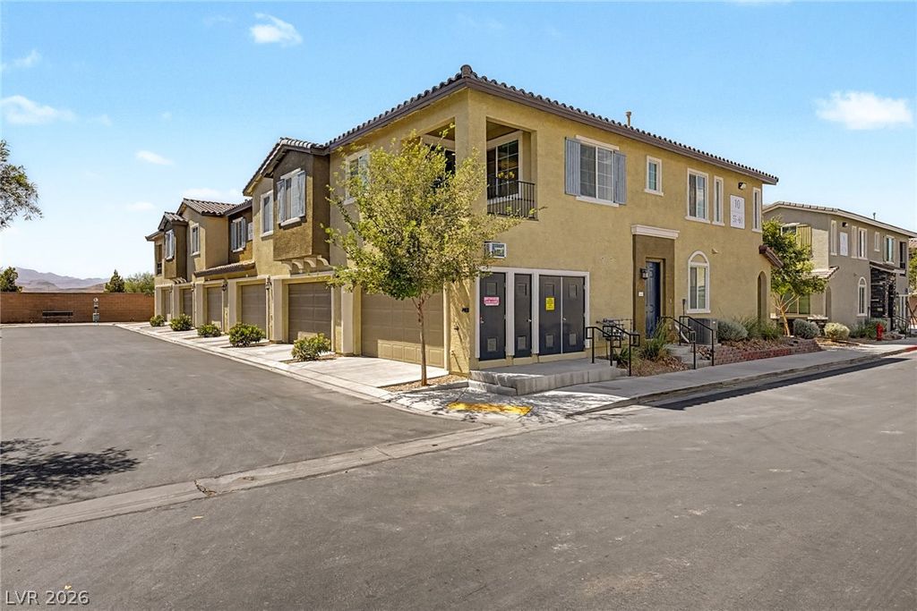 20 Barbara Lane 55, Las Vegas, NV 89183