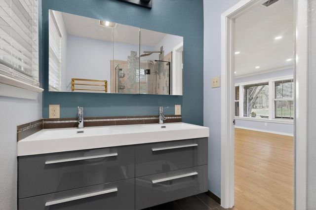 1705 Mariposa Drive, Dallas, TX 75228