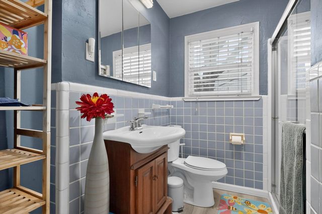 1705 Mariposa Drive, Dallas, TX 75228