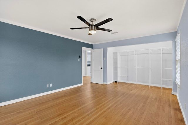 1705 Mariposa Drive, Dallas, TX 75228