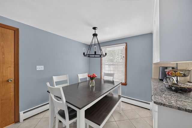 458 Orswell St, Fall River, MA 02721