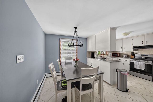 458 Orswell St, Fall River, MA 02721