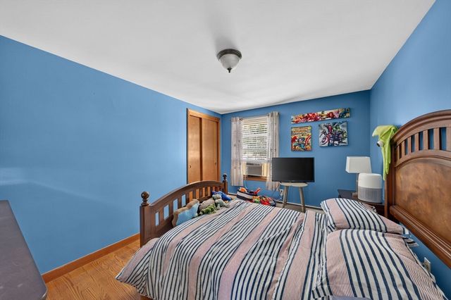 458 Orswell St, Fall River, MA 02721