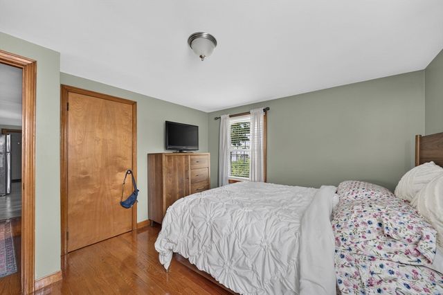 458 Orswell St, Fall River, MA 02721
