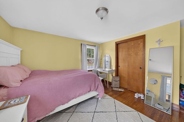 458 Orswell St, Fall River, MA 02721