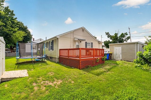 458 Orswell St, Fall River, MA 02721