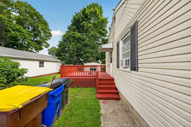 458 Orswell St, Fall River, MA 02721