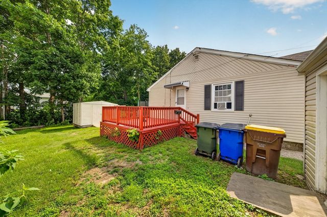 458 Orswell St, Fall River, MA 02721